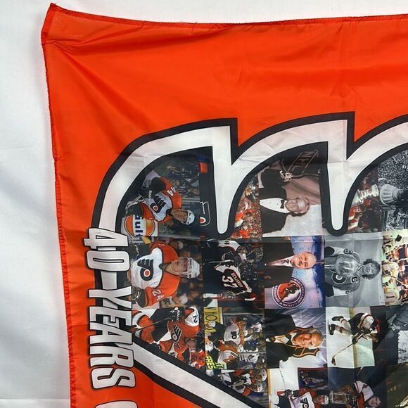 Philadelphia Flyers NHL 40 Years of Flyers flag NWOT - Picture 2 of 14